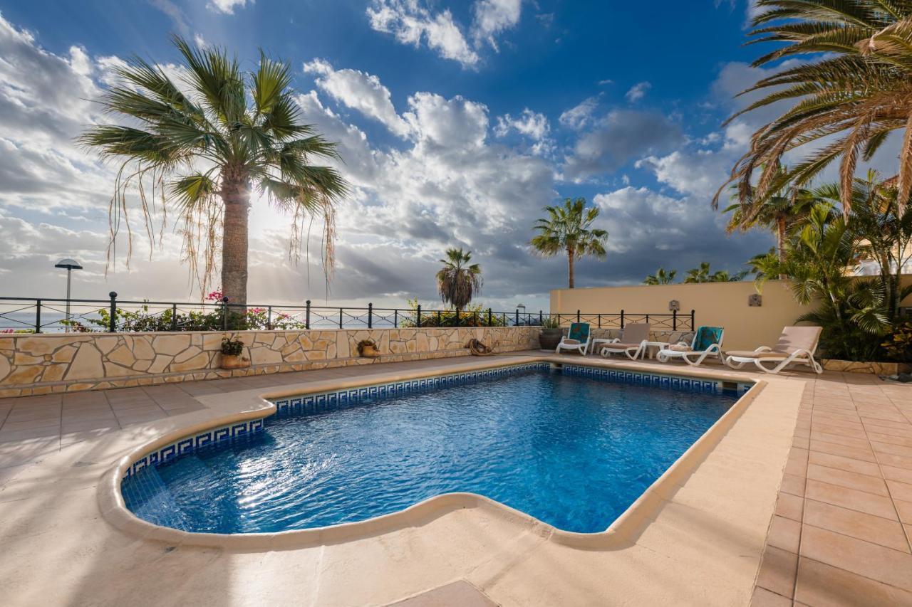 Villa Faya On The First Ocean Line With New Heated Pool Лос-Крістіанос Екстер'єр фото