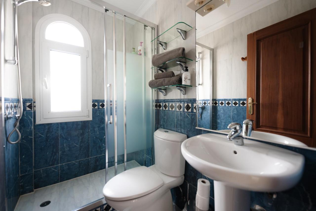 Villa Faya On The First Ocean Line With New Heated Pool Лос-Крістіанос Екстер'єр фото