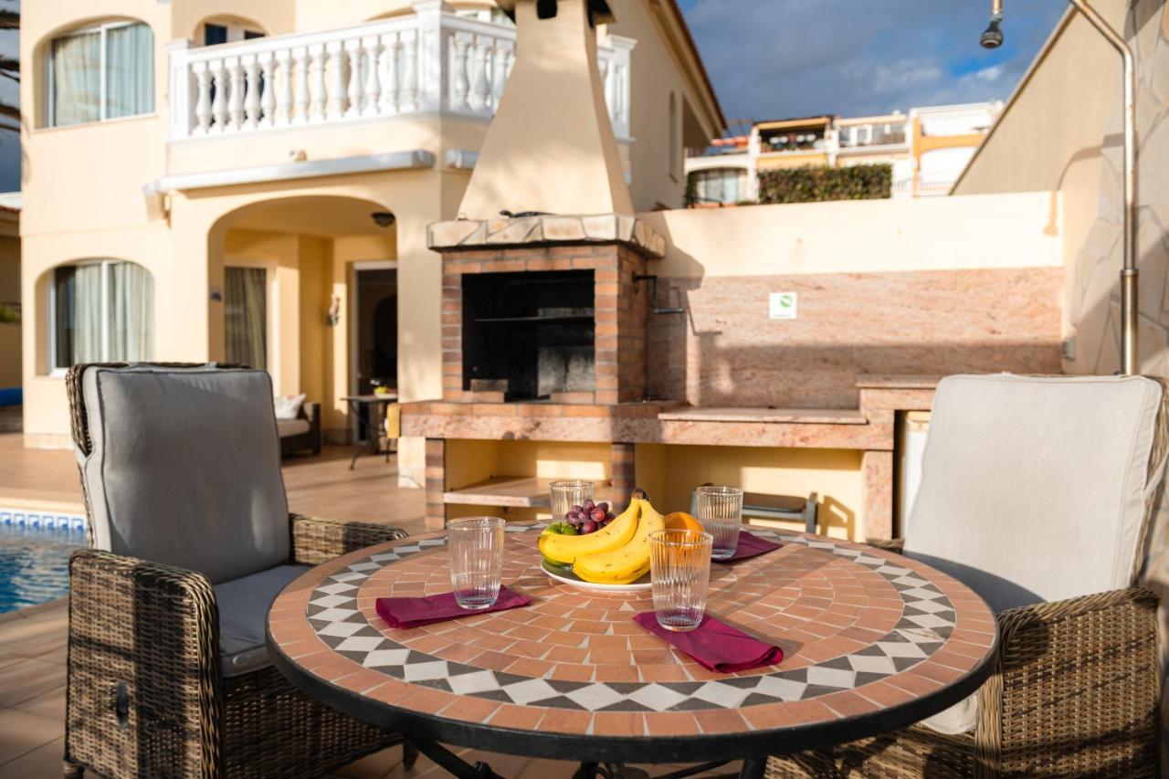 Villa Faya On The First Ocean Line With New Heated Pool Лос-Крістіанос Екстер'єр фото